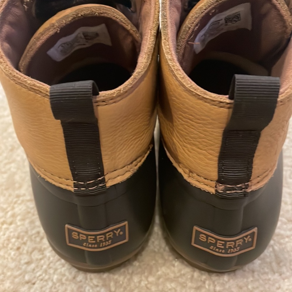 Sperry Classic Duck Boots Size 8 - Picture 3 of 6